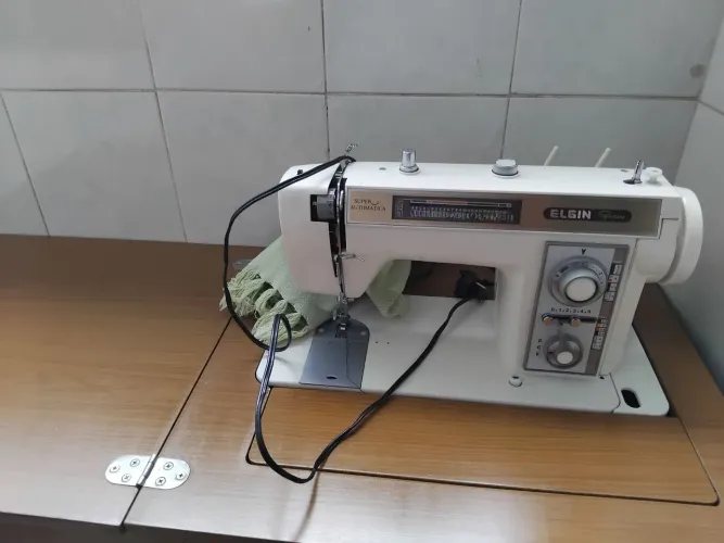 Máquina costura