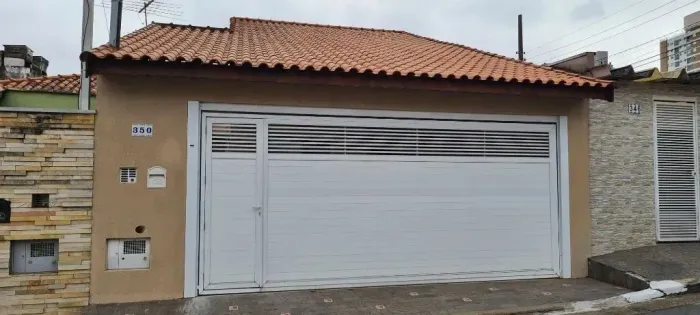 Casa à venda na Vila Yara, Osasco: 3 dormitórios, garagem coberta e acesso para deficiente