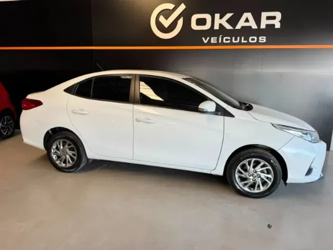 Toyota Yaris XS Sedan 1.5 Flex 16V 4P Aut. 2024