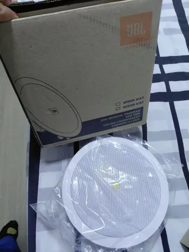 Vendo aparelho de som e 6 caixas de som JBL