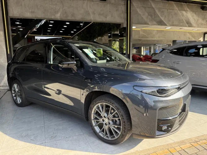 Leapmotor C10 REEV (Híbrido) 2026