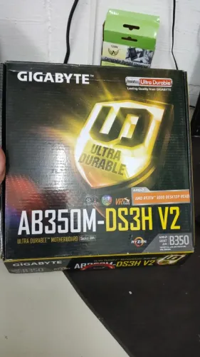Placa mãe Gigabyte Ultra Durable GA-AB350M-DS3H V2