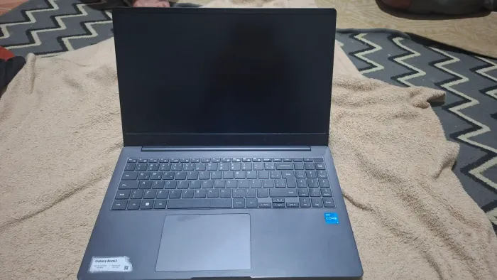 ? VENDO SAMSUNG GALAXY BOOK2