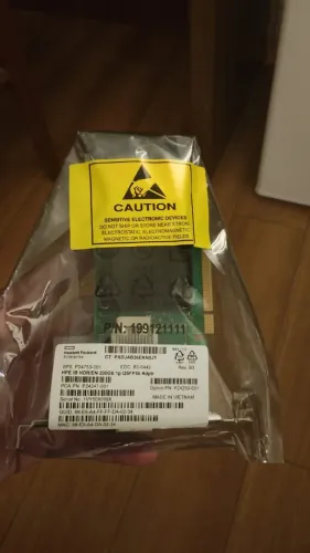 HPE P24753-001 Adaptador InfiniBand HDR / Ethernet 200Gb QSFP56 PCIe Gen4 - Novo