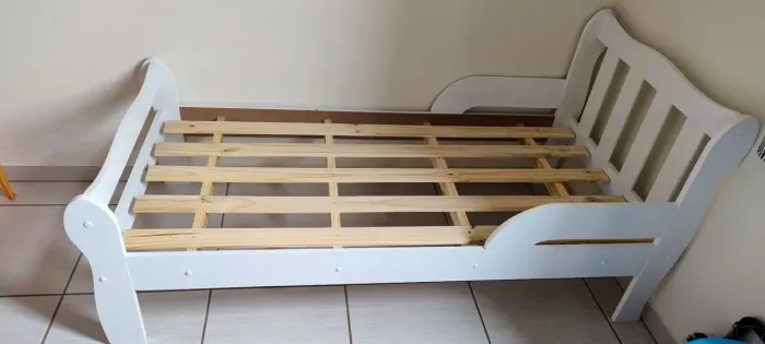 Vendo Cama Infantil Carolina Baby *NOVA*