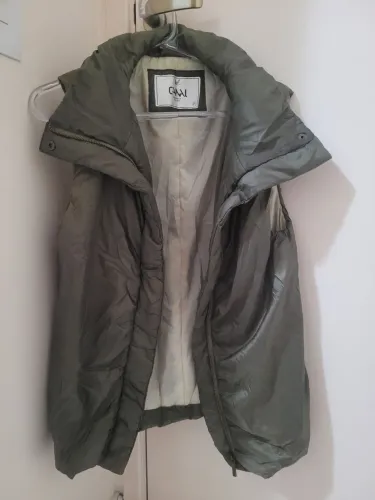Colete casaco aquece bem no frio.