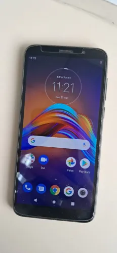 Motorola Moto E6 Play Dual Sim 32Gb 2Gb RAM Cinza Preto (Usado e em otimo estado)