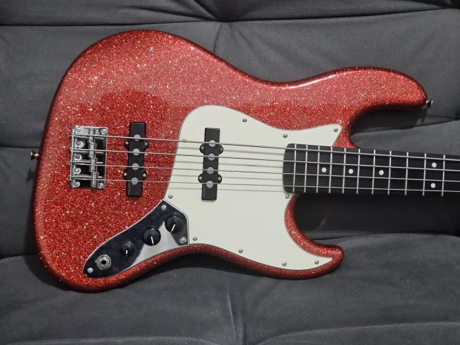 Contrabaixo Tagima Jazz Bass Perfect Tone Pickups 