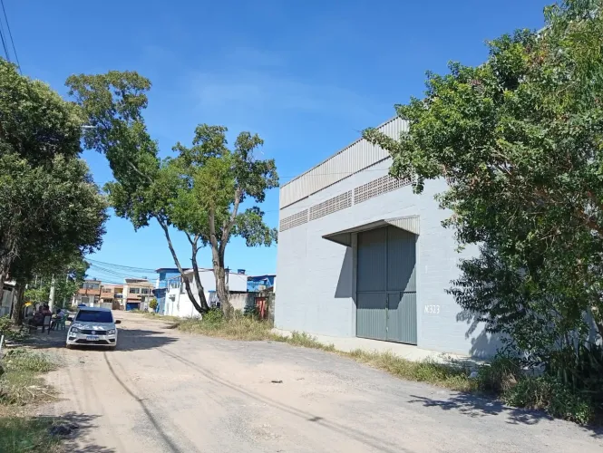 Excelente galpão 600m em Riviera da Barra para alugar