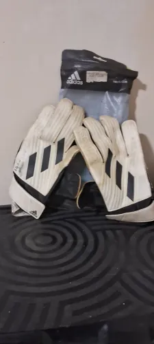 Vendo luva Adidas Tiro GL club