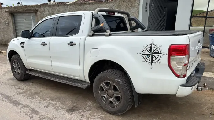 Ford Ranger XLS 2.5 16V 4X2 CD Flex 2017