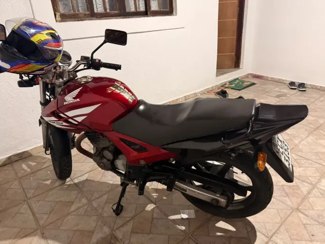 Twister 250 ano 2008