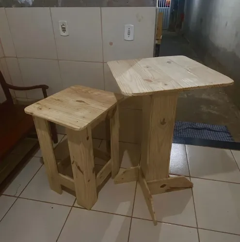 Bistrô com banqueta