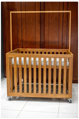 Berço Clássico - Madeira Angelim 