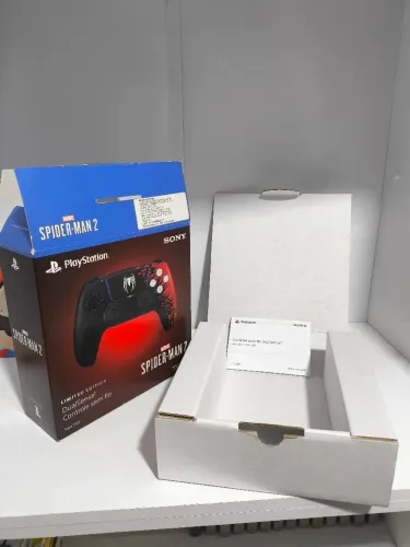 CAIXA DUALSENSE SPIDER MAN 2