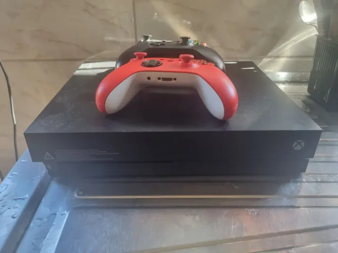 Xbox one X
