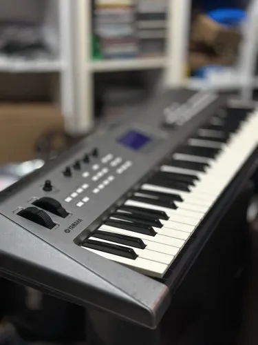 Yamaha MM6 teclado sintetizador