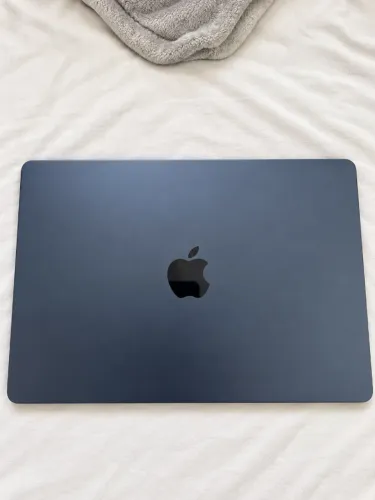 MacBook Midnight M5 16GB RAM SSD 512GB | Bateria 100% | NOVO