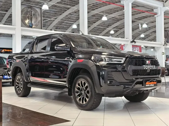 Toyota Hilux CD Gr-s 4X4 2.8 TDI Dies. Aut. 2022