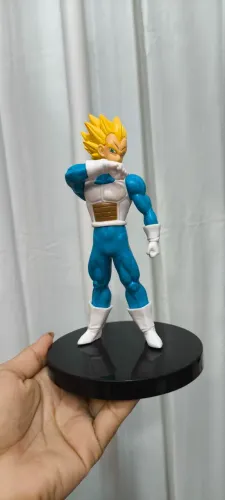 action do vegeta azul