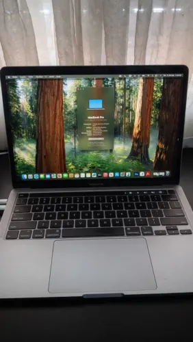 MacBook Pro i5 2020 - 256GB SSD