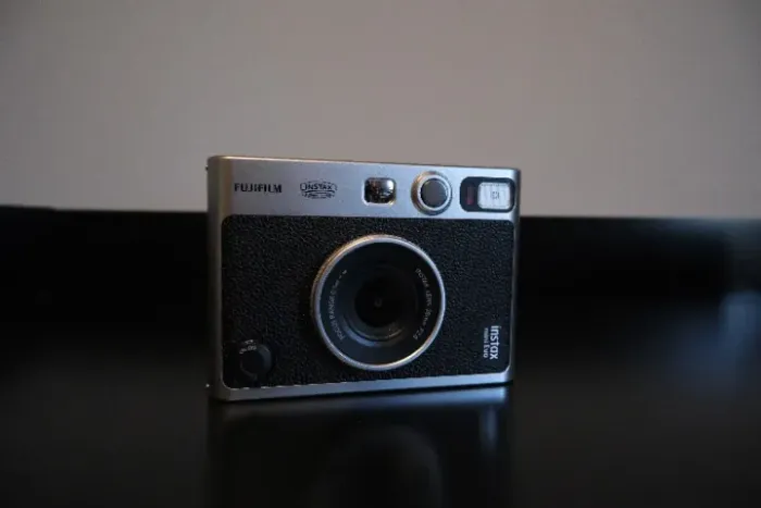 Fujifilm Instax Mini EVO + Cartão de memória