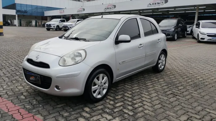 Nissan March S 1.0 16V Flex Fuel 5P 2013