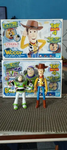 Action figure toy story Woody e buzzy Bandai