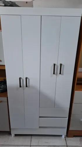 Guarda roupa 4portas novo