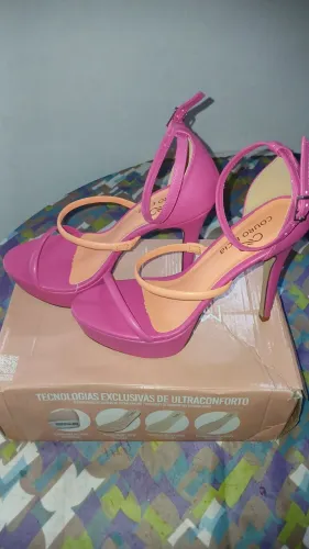 Sandália couro n.35 50,00