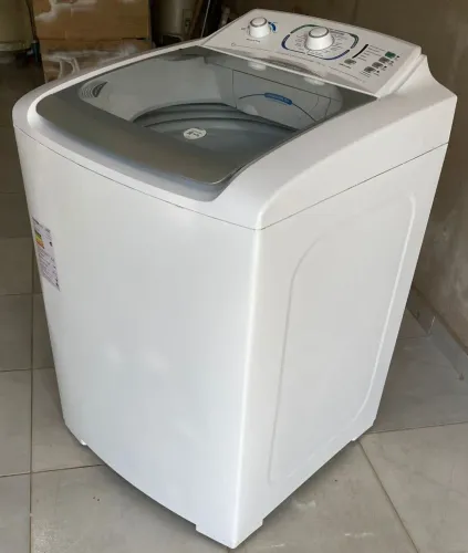 Máquina de lavar Eletrolux 12KG NOVISSIMA FAÇO ENTREGA ACEITO CARTÃO