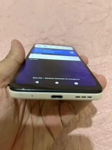 Motorola E32