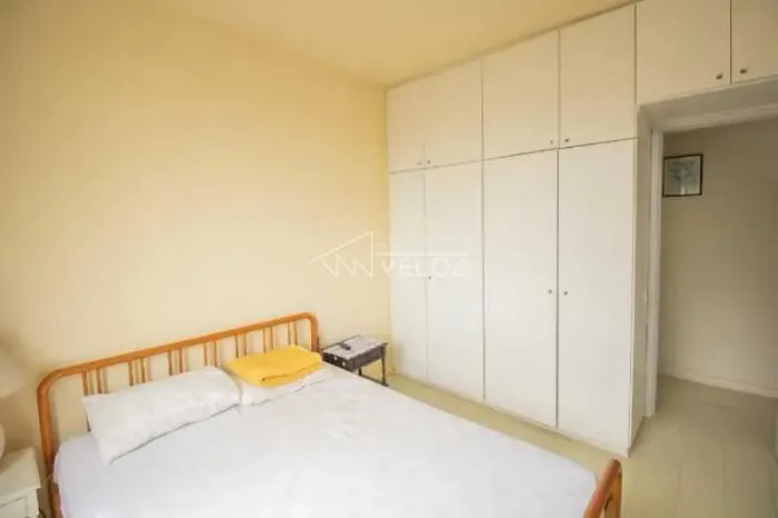 Apartamento : / Residencial / Cosme Velho
