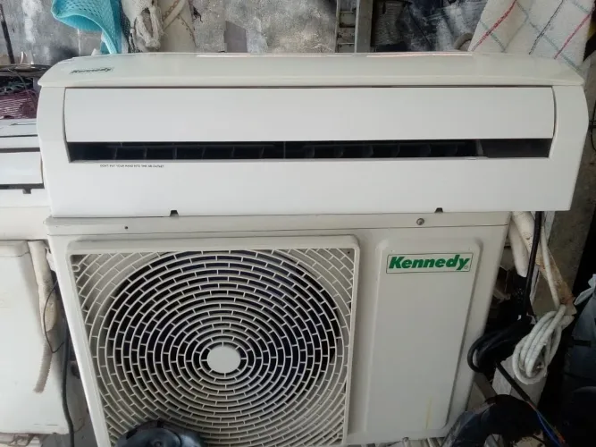 Ar condicionado split 12.000 btus Kenneddy