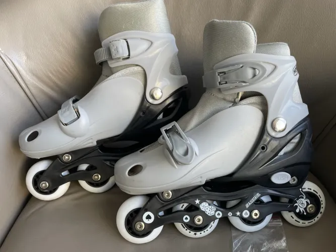 Roller infantil pouco uso
