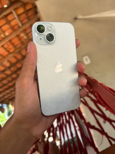 iPhone 15 128 GB
