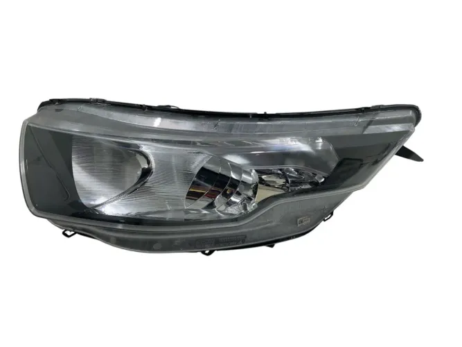 Farol lado esquerdo daily Iveco 2021/2026