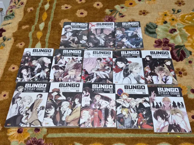 Lote coleção bungo stray dogs