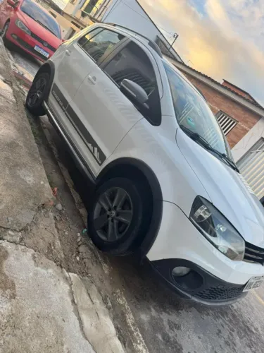 Volkswagen Crossfox 1.6 MI Total Flex 8V 5P 2012