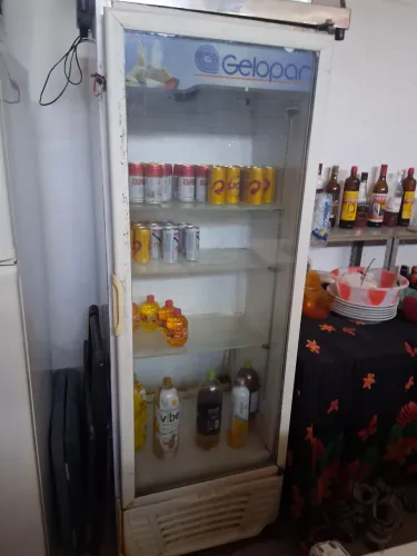 Refrigerador Gelopar semi novo