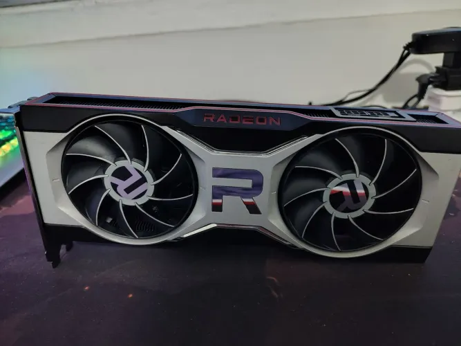 Placa de vídeo AMD Radeon Rx 6700 XT 12 gb ( found Edition) 