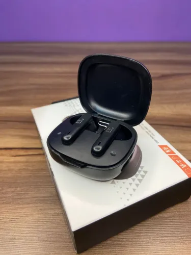 Fone de ouvido JBL- com potência de áudio e bateria de qualidade
