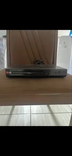 Lote 3 DVDs Player (2 LG e 1 Semp - Leia o anúncio)