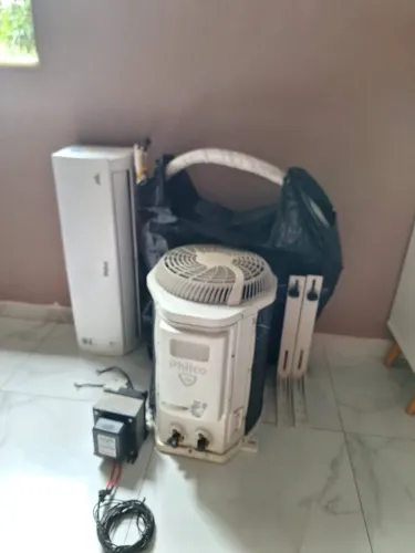 Ar Condicionado Philco 12000 Btus + Transformador 5000w