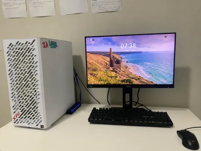 PC Gamer Ryzen 5 5600 + RTX 3060 Ti + 24GB RAM + Monitor 22" - Completo