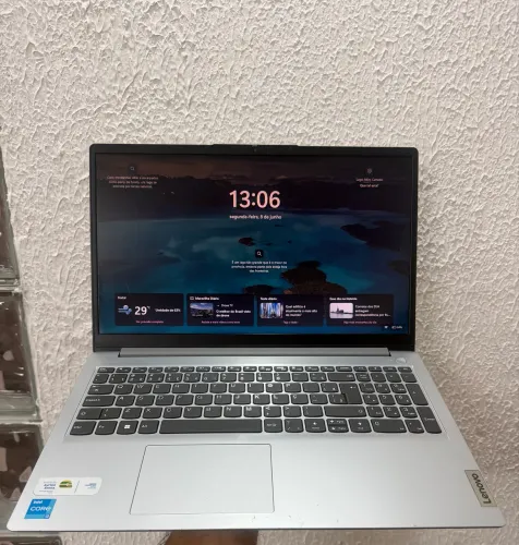 Notebook Lenovo i3 12th Gen, 12gb ram, Ssd Nvme 256gb (Aceito Cartão)