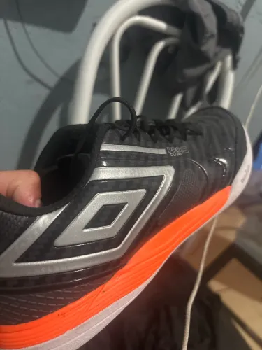 Vendo: Tênis - Umbro Pro 5, Club.