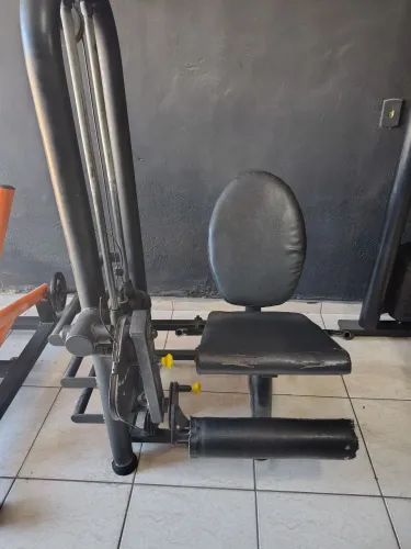 Cadeira extensora tubular profissional marcabuick