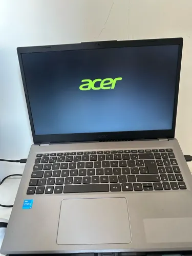 Acer Aspire A15 51-m 555Q