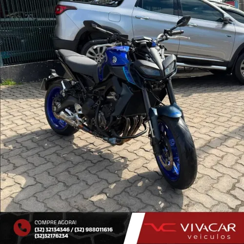 MT09 850cc ABS 2025 APENAS 5.000 Km RECHEADA DE ACESSORIOS 